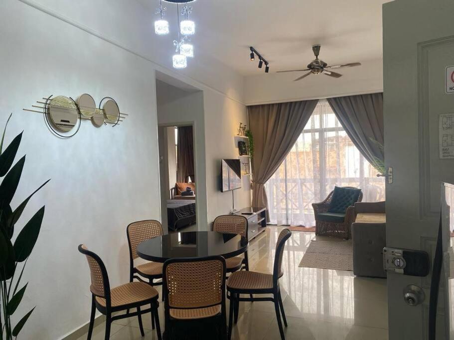 Urban Oasis Retreat Apartment Malacca